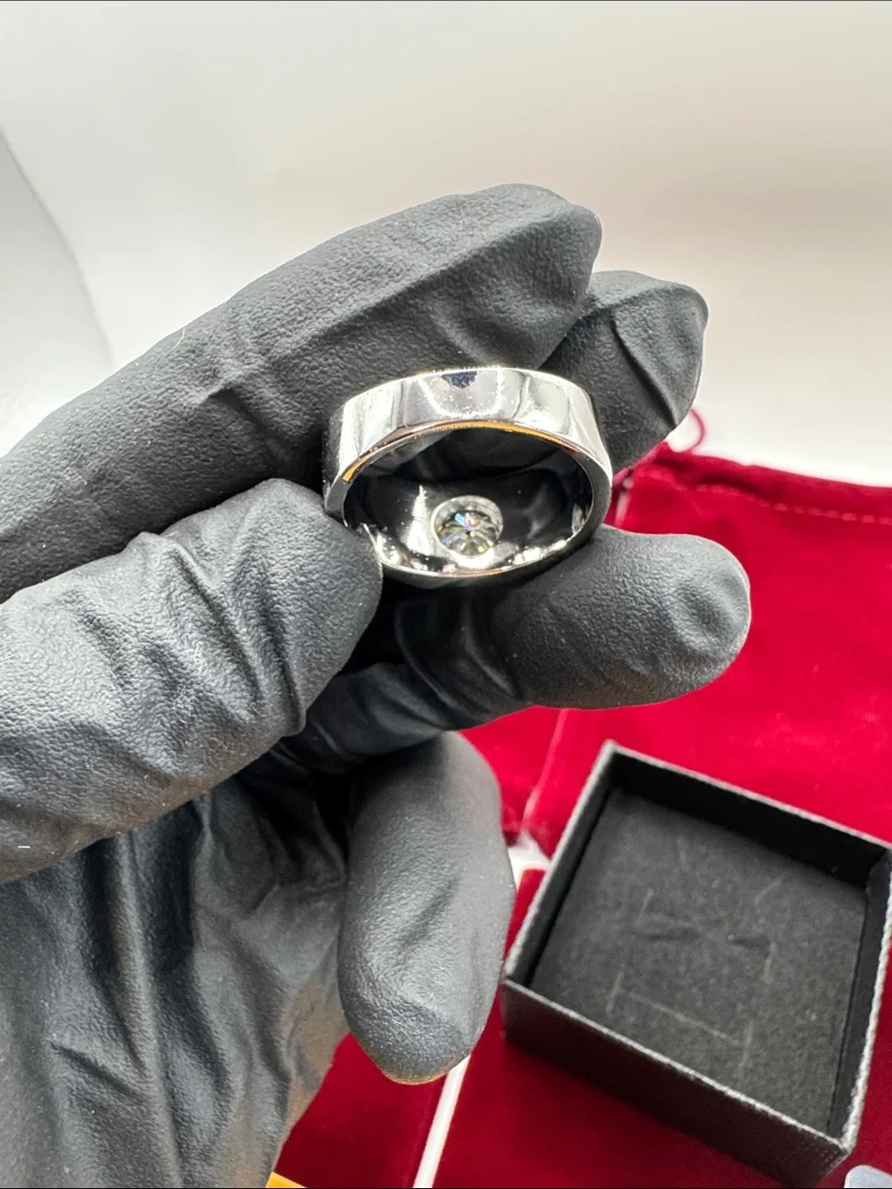 Silver Men's Ring with White Stones - Rhodium